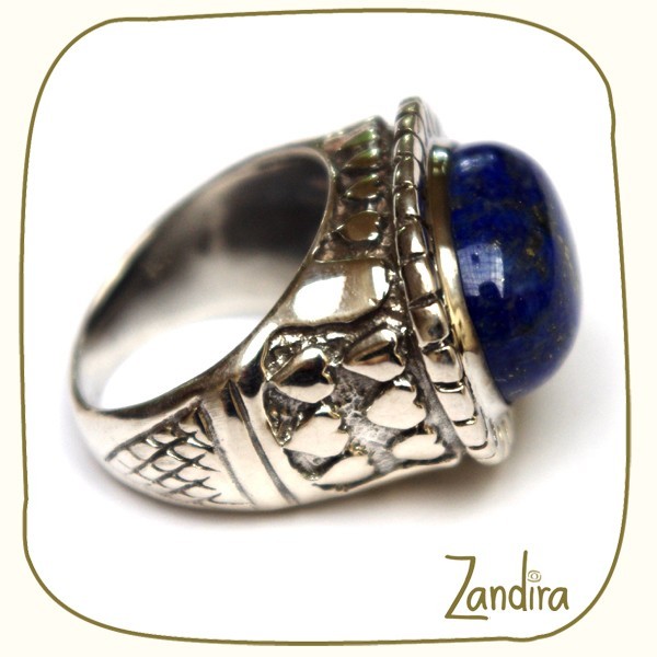 Bague ovale en argent et pierre bleue (lapis-lazuli)